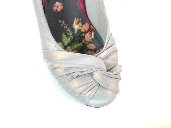 Vintage Silver Iridescent Peep Toe Pumps - image 2