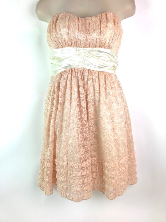 Vintage Peach Lace Dress - image 1