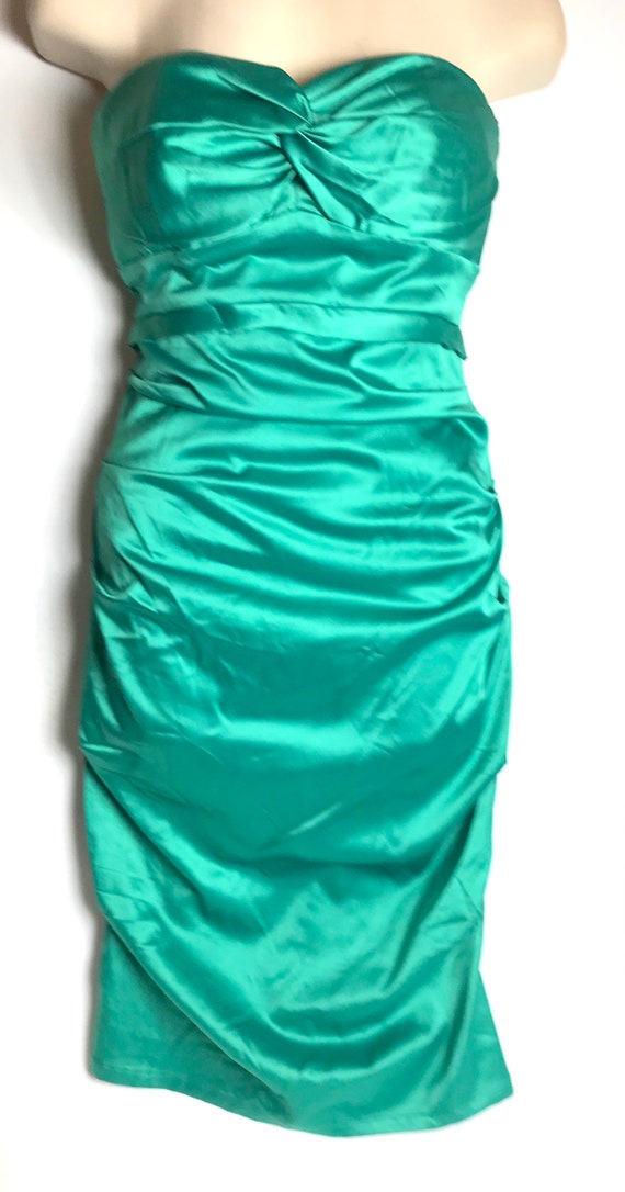 Sexy Strapless Emerald Cocktail Dress