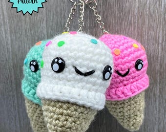Wzór na szydełkowy brelok w kształcie rożka z lodami – samouczek amigurumi w formacie PDF