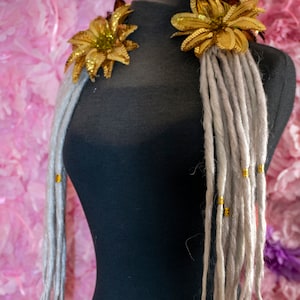 Dread lock hair falls in Snow White