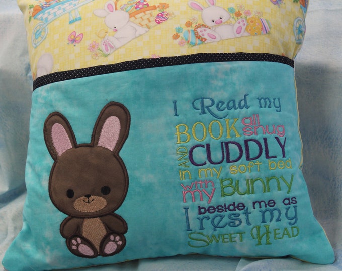 Bunny Reading pocket pillow, yellow, boys or girls, I read my book, appliqued