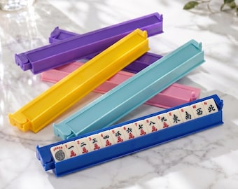 Juego de atril para mahjong americano de 18,5 pulgadas con colores vibrantes, empujador de fichas incorporado y bolsa de regalo.
