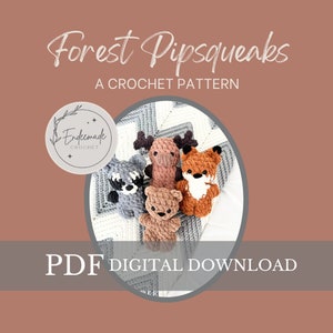 Op de afbeelding: Een haakpatroon voor vijf bosdieren amigurumi speelgoed: een wasbeer, een hert, een vos, een beer en een eekhoorn. Het patroon heet "Forest Pipsqueaks" en is een digitale PDF-download.