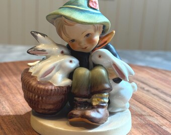 M.I. Hummel Authentic Rare Vintage Collectible "Playmates" Figurine