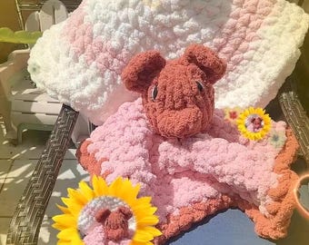 Chunky Knit Chenille Baby Blanket with a bear heat or bunny head snuggle (22x22 in)