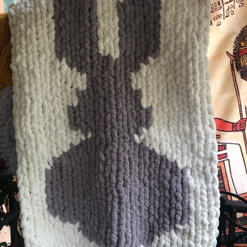 Chunky chenille Blanket 30x44, baby blanket, chunky blanket, throws, Easter shops bunny blanket