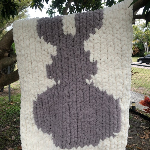 Chunky chenille Blanket 30x44, baby blanket, chunky blanket, throws, Easter shops bunny blanket