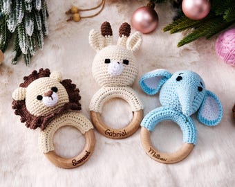 Sonaglio per neonati a forma di elefante in legno, sonaglio a forma di animale fatto a mano all'uncinetto, regalo personalizzato per neonato, ideale come ricordo per un baby shower o per le celebrazioni natalizie.