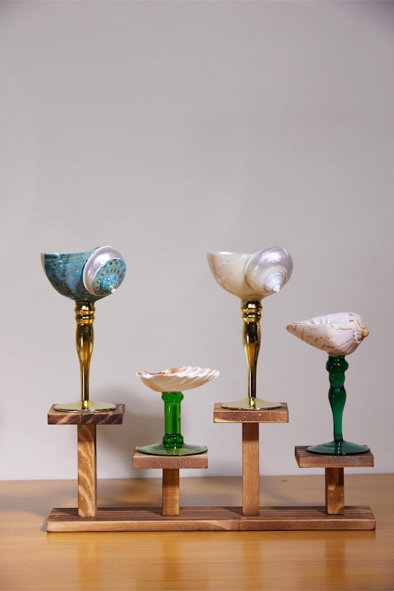 Seashell Wine Glass, Handmade Conch Martini Glass, Scallop Shell Goblet for Beach Wedding, Bridesmaid Gift, Bachelorette Gift