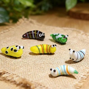 Handmade glass caterpillar Figurine, Blown Glass caterpillar ,  tiny caterpillar，Christmas Art Glass Animals Gifts
