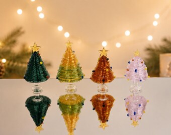 Handgemaakte kerstboom van gebrandschilderd glas, glazen boompjes, cadeau voor beste vrienden, unieke kerstdecoratie, verlichte mini-kerstboom van glas