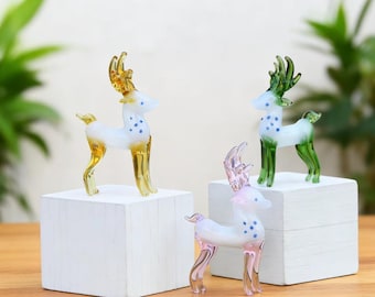 Handmade Glass Reindeer Figurine： Blown Glass Animal Sculpture, Holiday Home Decor
