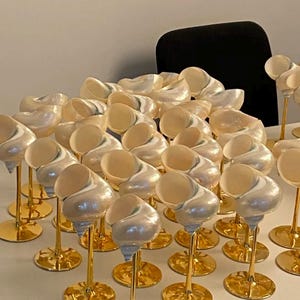 Handmade Seashell Wine Glasses: Coastal Wedding Goblets