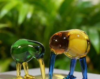 Handgemaakt beeldje kiwi, groen glas ornament kiwivogel, mini vogel sculptuur, decoratief tafelornament, woondecoratie en verzamelaarscadeau