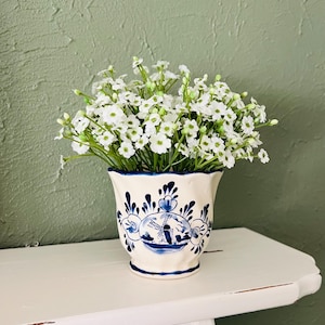 Vintage Delft Blue and White Holland Scalloped Edge Planter/Vase