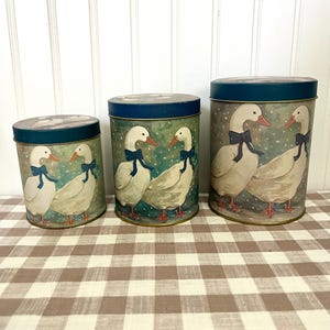Vintage 1980s 3 Piece Tin Nesting Metal Winter Geese Canister Set