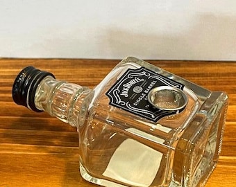 Mini Bourbon Bottle Pipe: Handcrafted Upcycled Glass