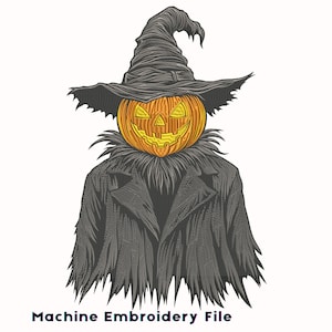 Może przedstawiać: Plik do haftu maszynowego o tematyce Halloween, przedstawiający projekt stracha na wróble. Strach na wróble ma rzeźbioną głowę dyni z uśmiechniętą twarzą, noszącą czarny kapelusz i płaszcz czarownicy. Tekst "Machine Embroidery File" znajduje się na dole.