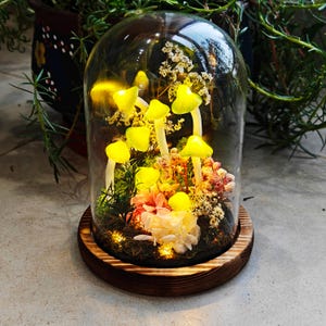 Green Mushroom Lamp with Flowers, Cute Elf Cottage Magic Mushroom Lamp, Whimsical Bedroom, Housewarming Gift, Birthday Christmas Gift