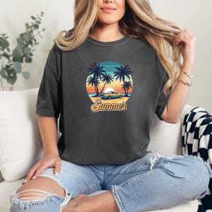 Retro Palm Tree Sunset T-Shirt: Comfort Colors Unisex Tee
