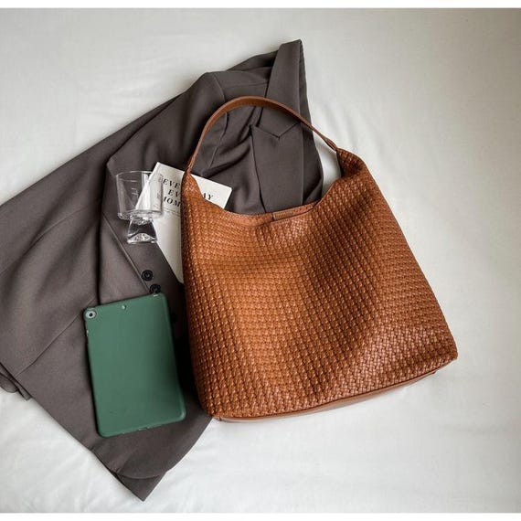 SC103 ブラウン 編み込みトートバッグ ポーチ付き ブラウン 編み込みトートバッグ