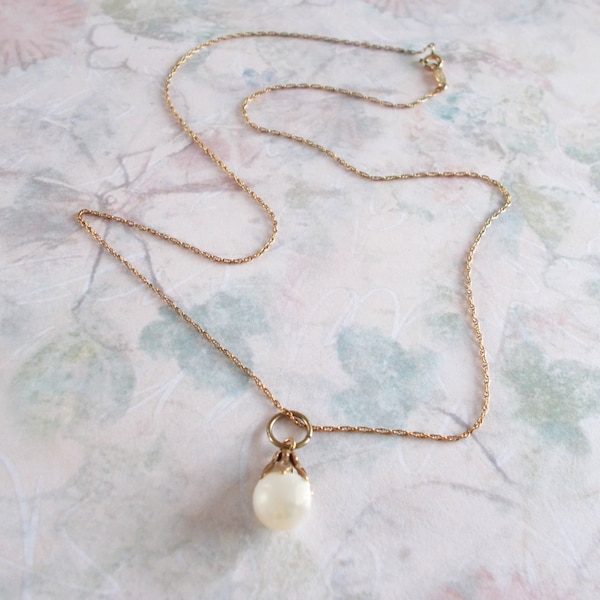 1960's Cultured Pearl Pendant With 14k Lace Style Bail & 14k 1mm Wide Rope Link Chain