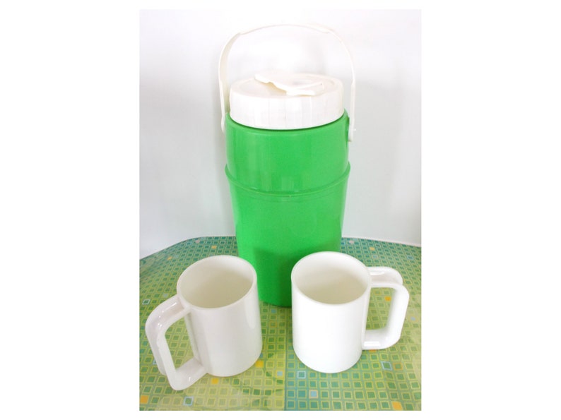 1970's Apple Green Thermos & 2 Massimo Vignelli White Stackable Mugs image 1