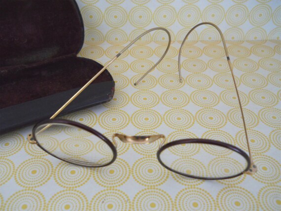 1940's Frames & Original Case - image 2