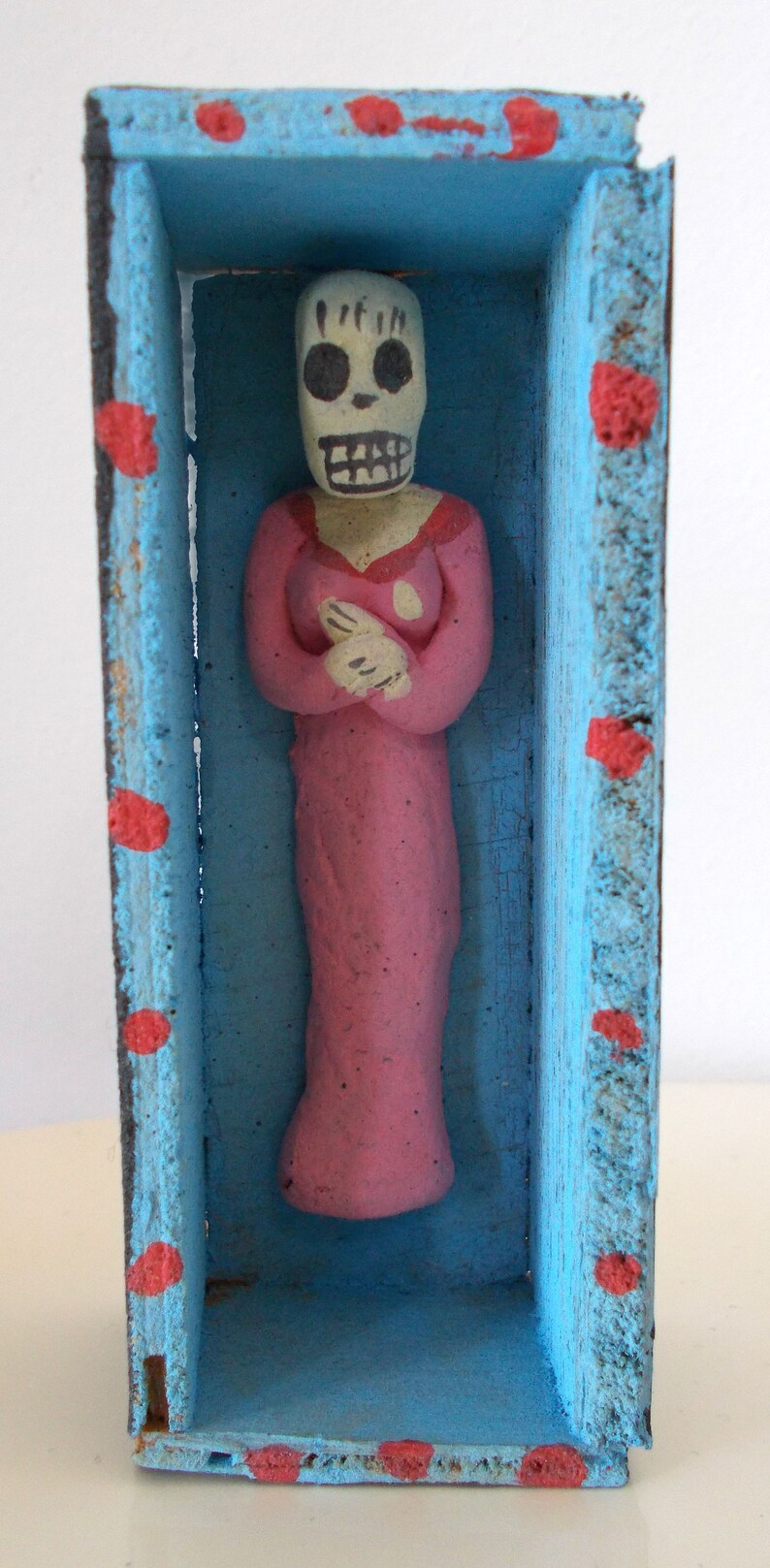 Day Of The Dead Folk Art 3 Wood Coffins With Clay Figures image 4