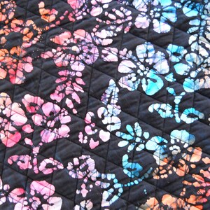 Hand Dyed Batik Flowers Throw / Lap Quilt / Wall Hanging image 3