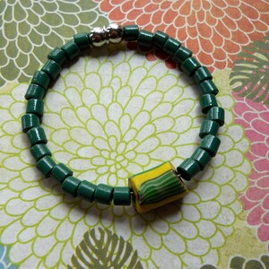 Bead Bracelets / Green or Green & Yellow With Millefiori Bead Accents Italy image 2