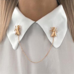 Cicada or Wolf Chain Brooch, Gold And Silver Collar Chain, Cicada Unisex Chain Brooch, Bugs Lapel Pin, Cicada Jewellery, Collar Pins