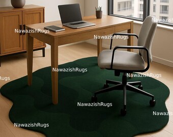 Hand-Tufted Wool Blob Rug: Modern Dark Green Organic Shape