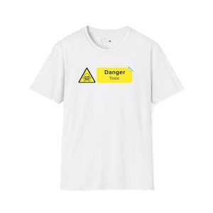 Schrulliges Katzen-T-Shirt: Lustiges grafisches T-Shirt, verspielte Tierkunst