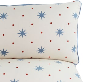 Sister Parish Serendipity Custom Pillow With Welting shown in Blue
