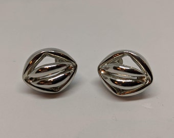 Boucles d'oreilles vintage argentées avec fond vissé 3/4 pouces