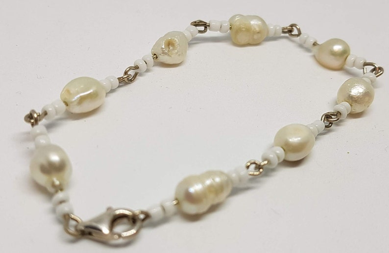 Child/'s Pearl Bracelet with Sterling Clasp 6 Inches