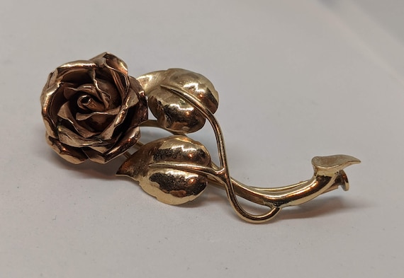 VIntage 10K Yellow and Rose Gold Floral Brooch Ros