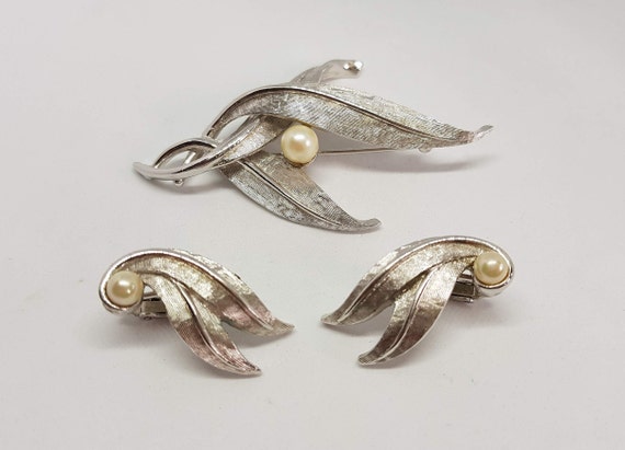 Vintage Marcel Boucher Silver Tone Brooch and Clip Earrings With Faux Pearl Etsy