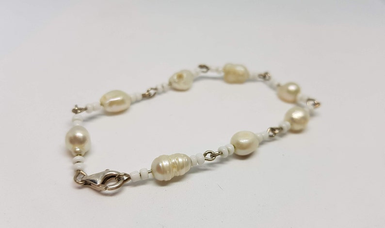 Child/'s Pearl Bracelet with Sterling Clasp 6 Inches