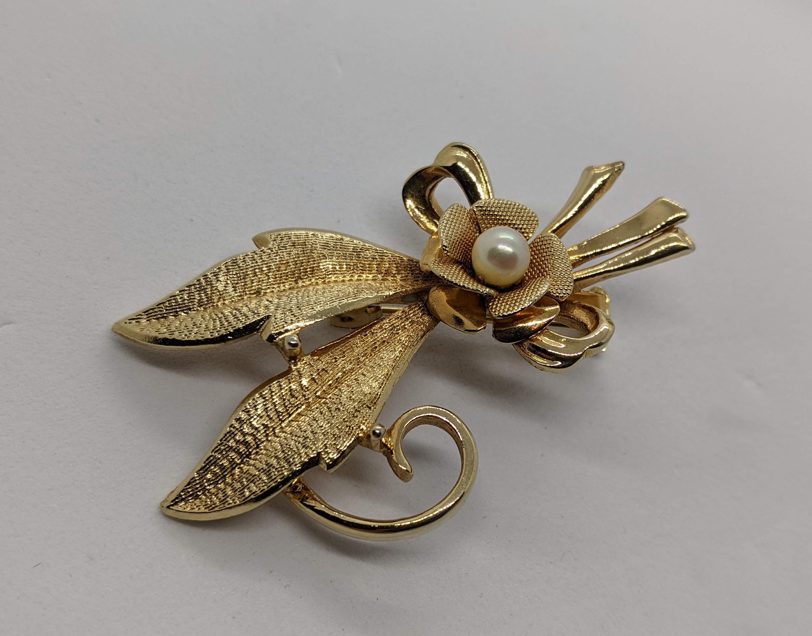 Vintage Coro Flower Brooch with Pearl - Etsy 日本