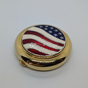 Vintage Estee Lauder Compact Lucidity Powder and Mirror Compact American Flag Enamel and Rhinestone 2.75 inch size