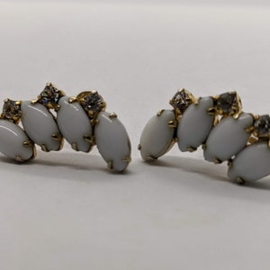 Vintage Milk Glass Earrings by Continental 1 inch Screw Backs