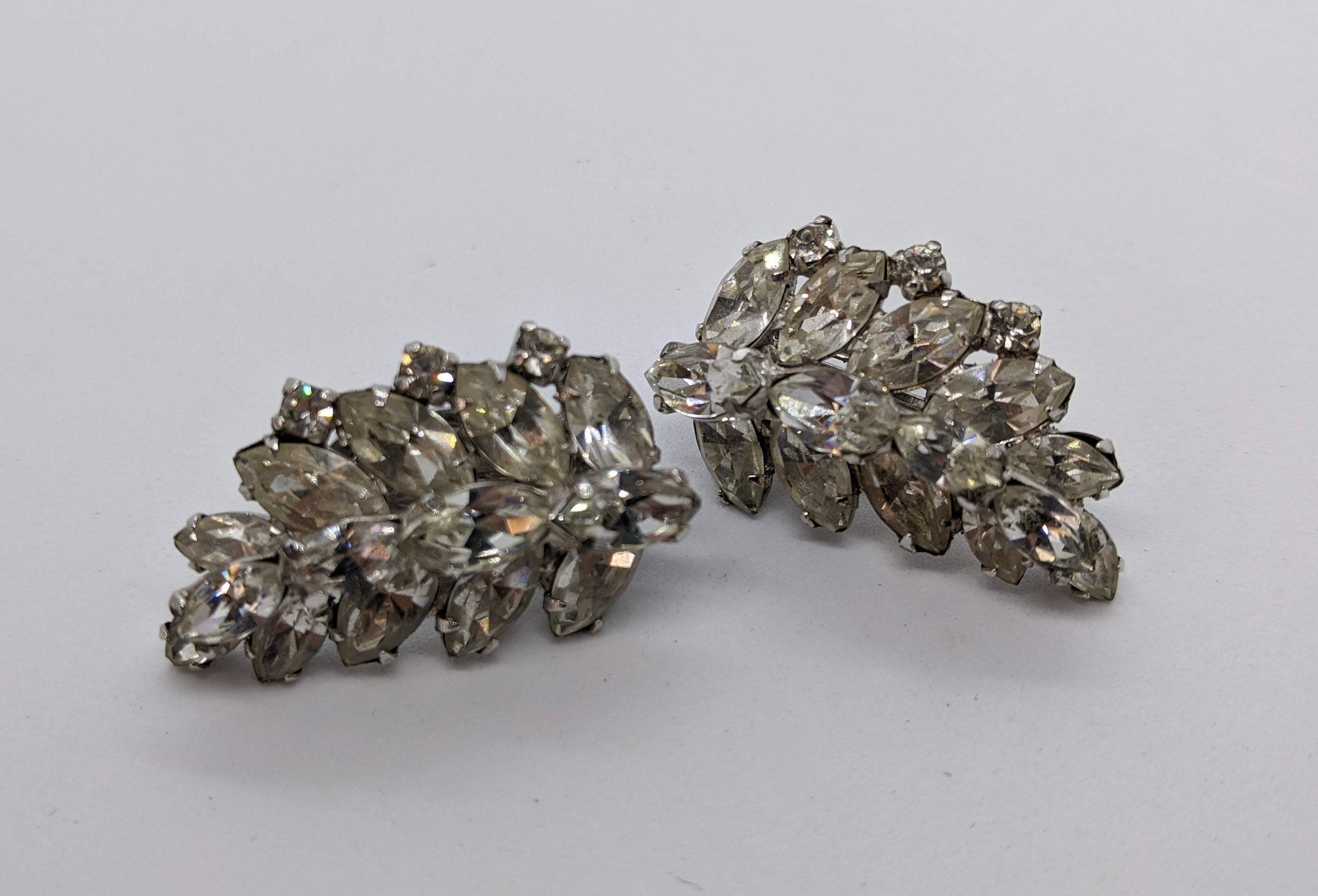 Vintage Sherman Clear Rhinestone Earrings Clip Ons Leaf