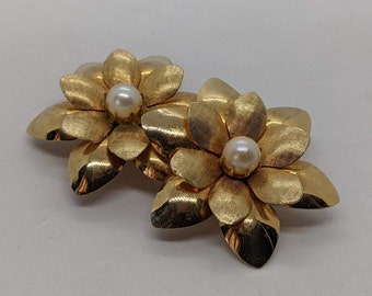 Vintage Gold Tone Flower Brooch with Genuine Pearls 2 Inches