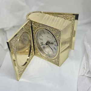 Vintage Travel Clock Book Design 1970&#39;s Battery Operated