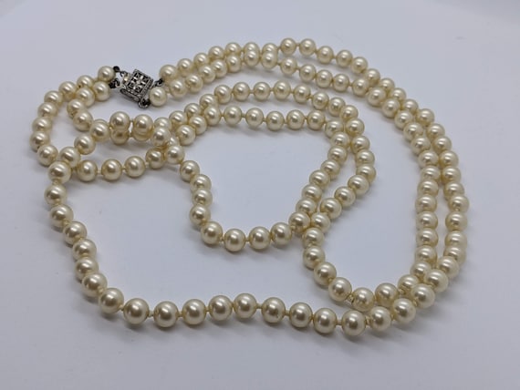 Vintage Double Strand Ivory Glass Pearls Length of 15 and 24 Inches Sterling Clasp Etsy Canada