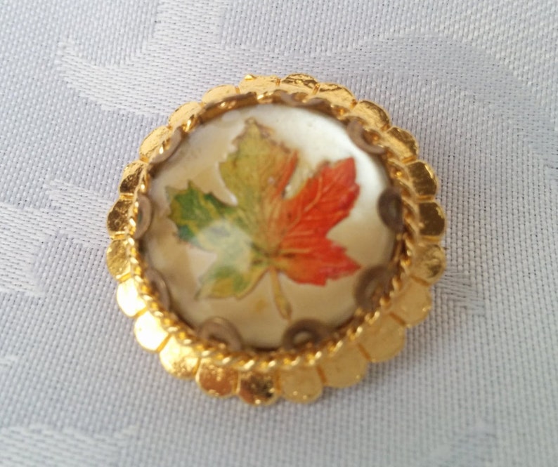 Vintage Maple Leaf Glass Cabochon Pin Brooch Made in England