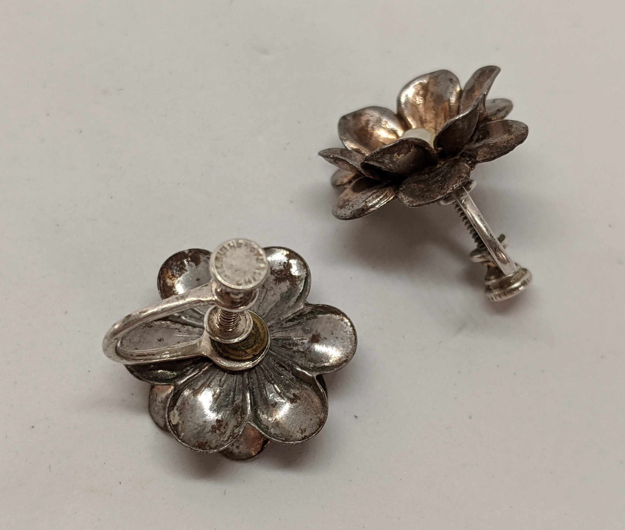 Antique paste and silver screw back earrings — Gembank1973